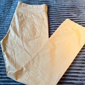 Mens Levi’s pants